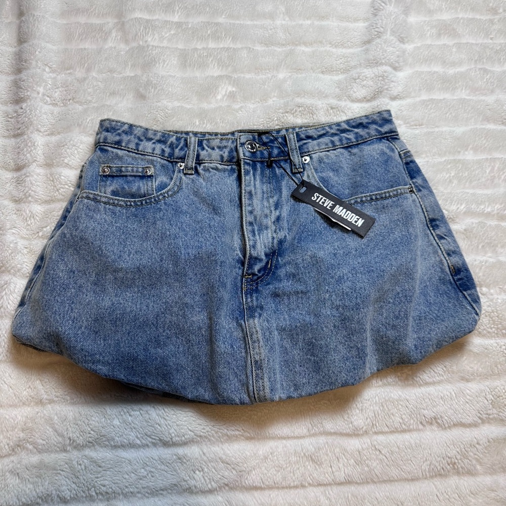 NWT Steve Madden Classic Blue Mini Skirt  SIZE 26